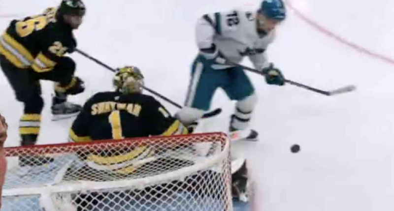 🎥 IJshockeyfans denken dat dit de goal van de eeuw is