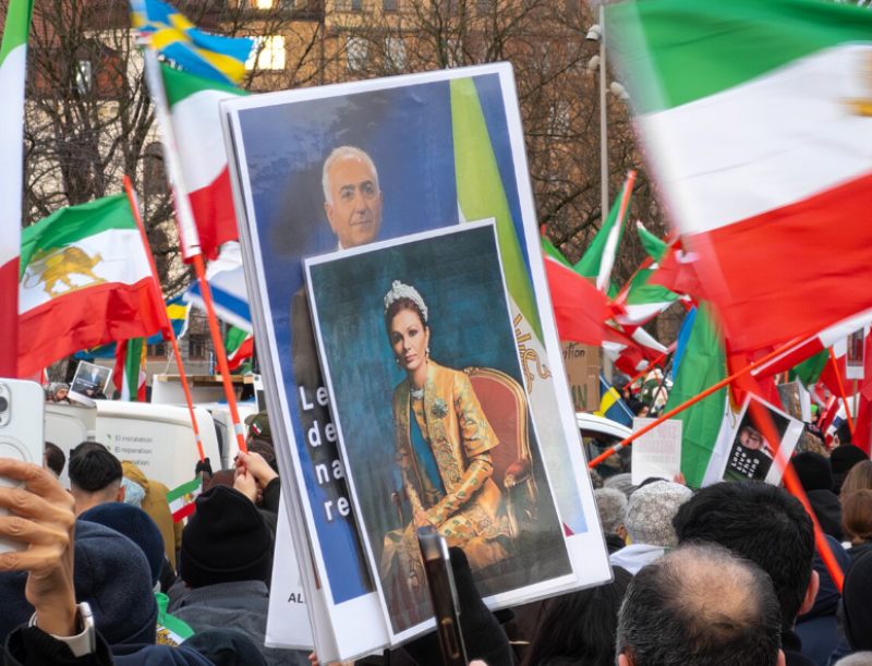 Oorlog in Iran: Pahlavi overlegt met Zelensky over “gezamenlijke strijd voor vrijheid“, vraagt ook actie van “ondergrondse Iraanse verzetsgroepen“