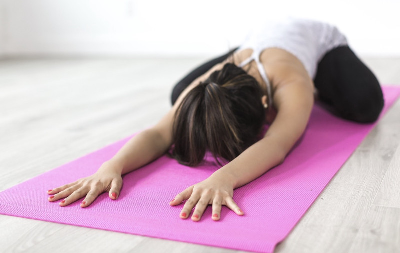 Evelien start na intensieve opleiding op Bali eigen yogastudio op