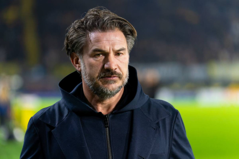 🎥 De crisis is compleet bij NAC Breda: supporters keren zich tegen Carl Hoefkens