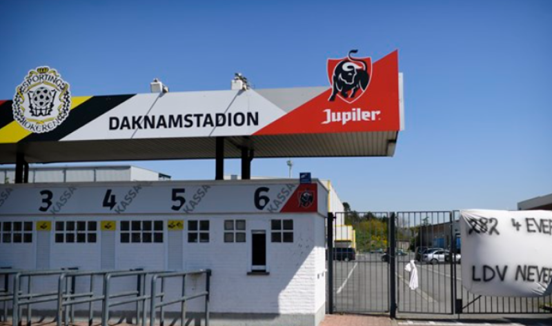 Oproep tot boycot: supporters van Sporting Lokeren maken duidelijk statement