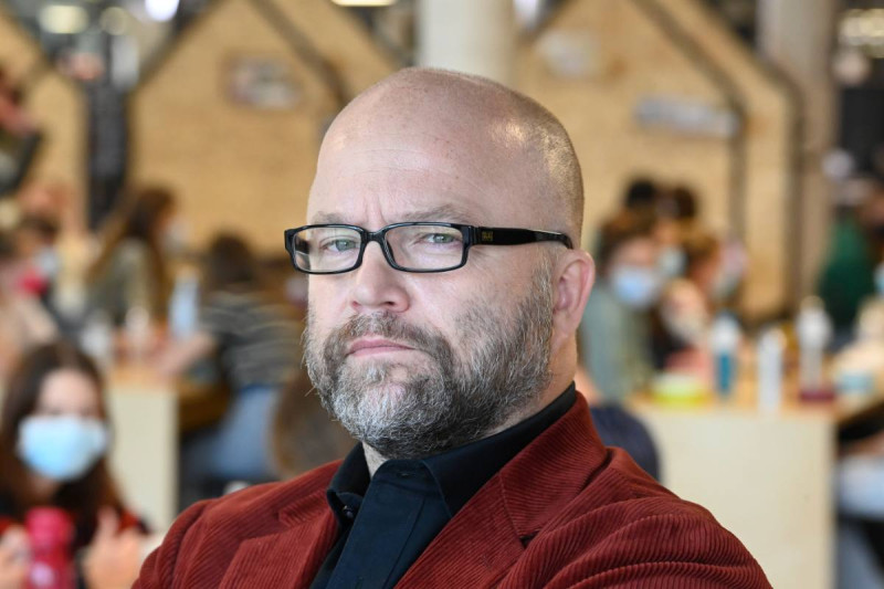 Sven De Ridder doorbreekt het taboe: dit slaapkamergeheim zou een relatie volgens hem nog sterker maken