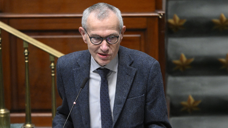 Vandenbroucke wil ‘undercoverpatiënten’ inzetten om fraudeurs van de zorg te betrappen