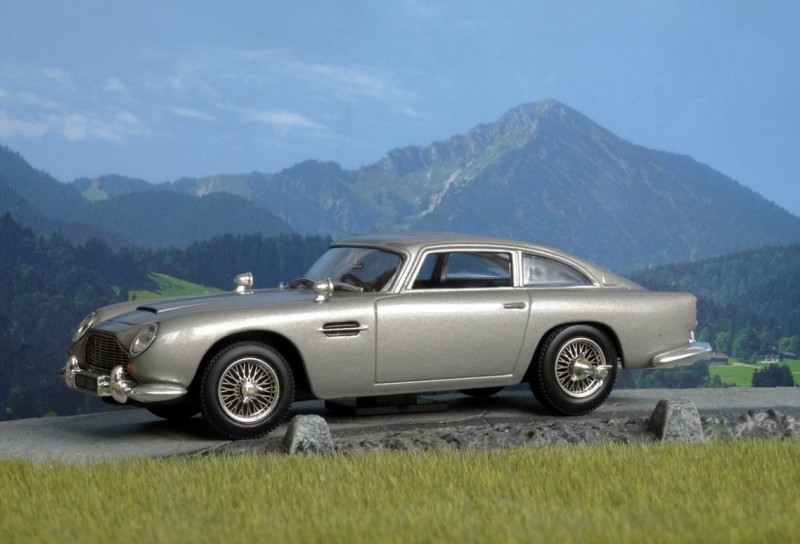 Geen James Bond, maar een reclamestunt: 007-nummer zaait verwarring in Erpe-Mere en Lede