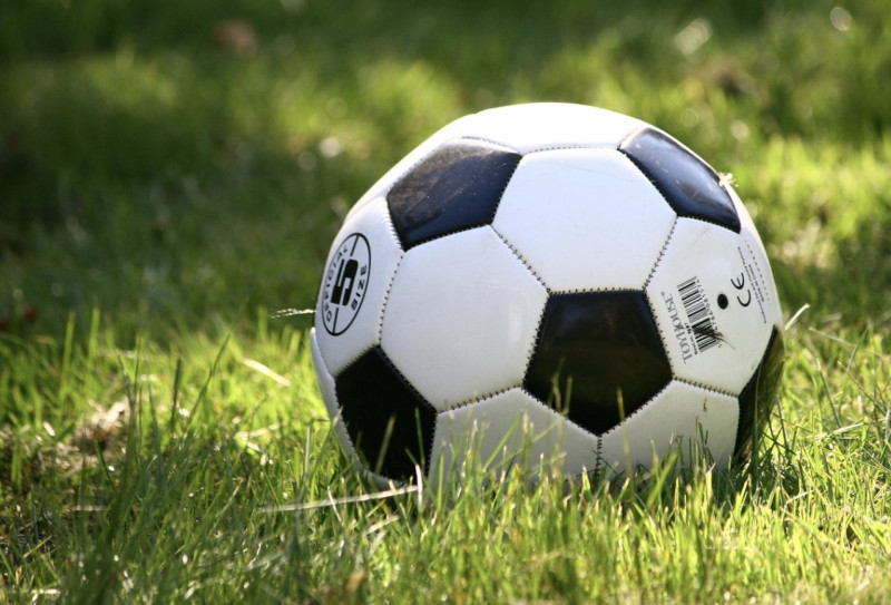 Meer overklast Lint met overtuigende 5-0 zege