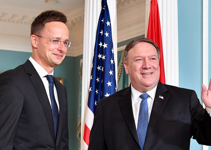 Oekraïnecrisis: samenwerking Hongaarse minister Szijjártó en Lavrov bewezen