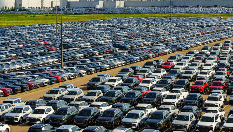 Brandgevaar: Stellantis roept 700.000 wagens terug naar de garage