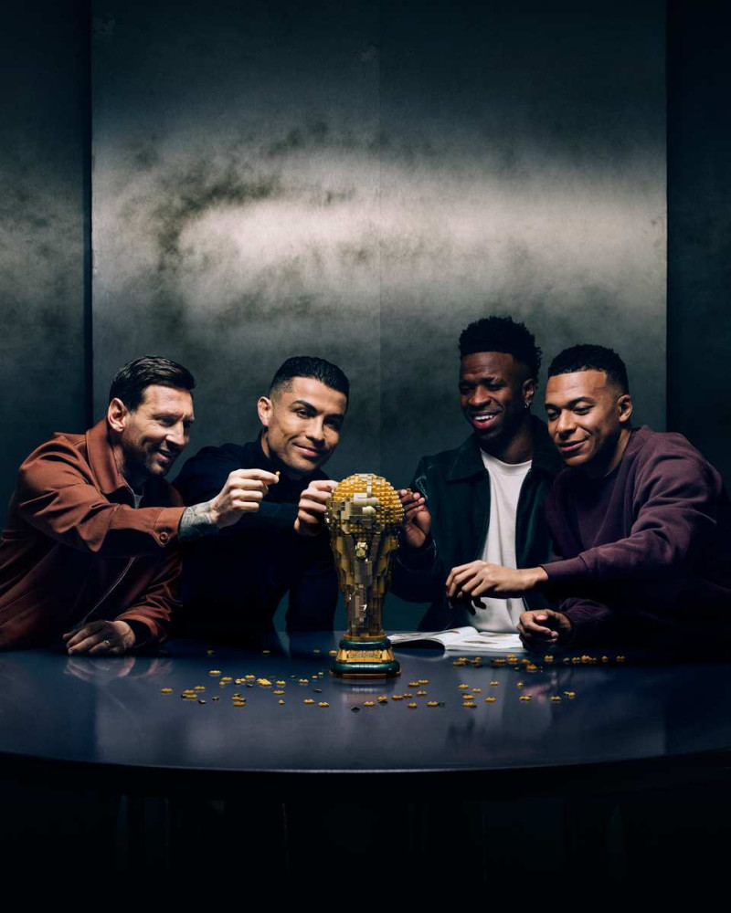 LEGO pakt uit met nieuwe sets van Ronaldo, Messi, Mbappé en Vini Jr. naar aanloop van WK voetbal
