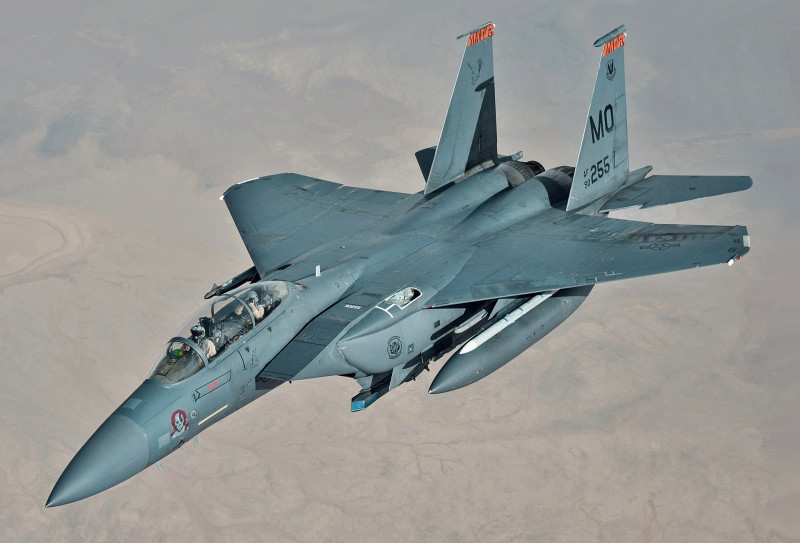 Oorlog Iran: reddingsoperatie voor bemanningslid F-15 aan de gang