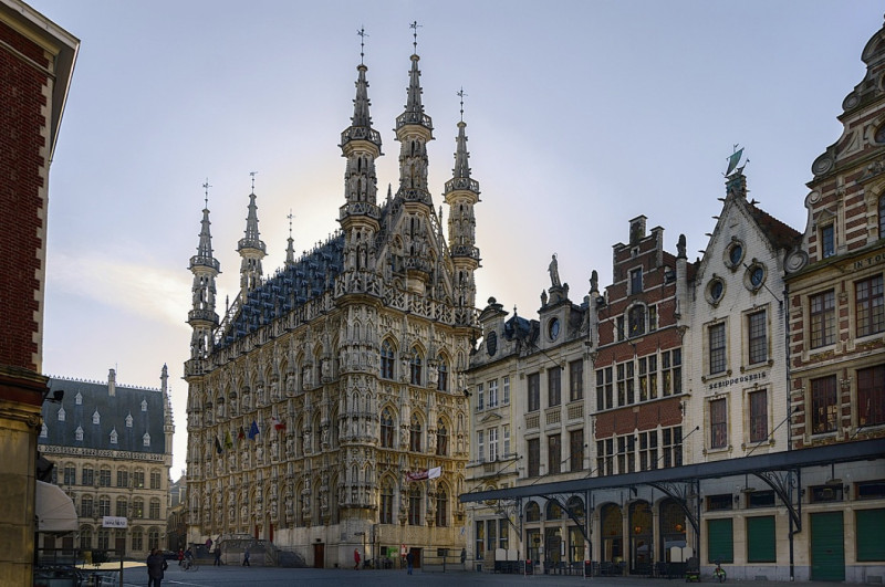 Leuven viert 50e Paasfeesten: een halve eeuw folklore in de binnenstad