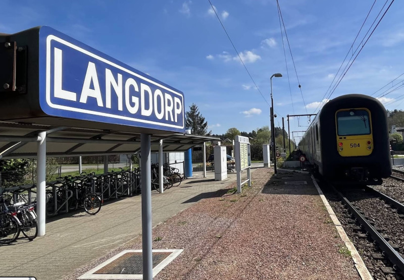 Elektrisch laden aan het station van Langdorp: Aarschot (Vlaams-Brabant) zet in op duurzame mobiliteit