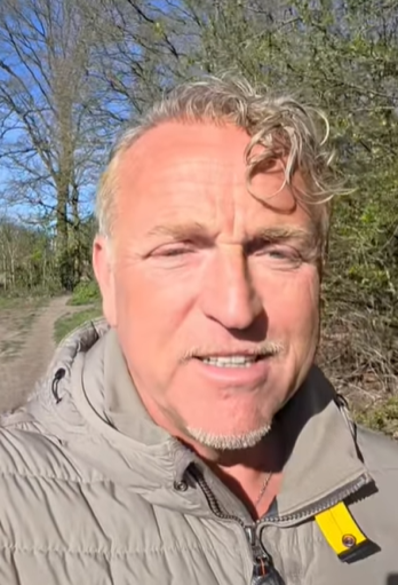 🎥 Gay3, strakke jasjes en héél véél controverse: Gordon heeft spijt en biedt excuses aan voor wat zich afspeelde tijdens 'K2 zoekt K3'