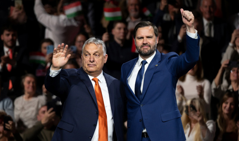 Vance verklaart zijn onvoorwaardelijke liefde voor Orbán en haalt uit naar Brussel