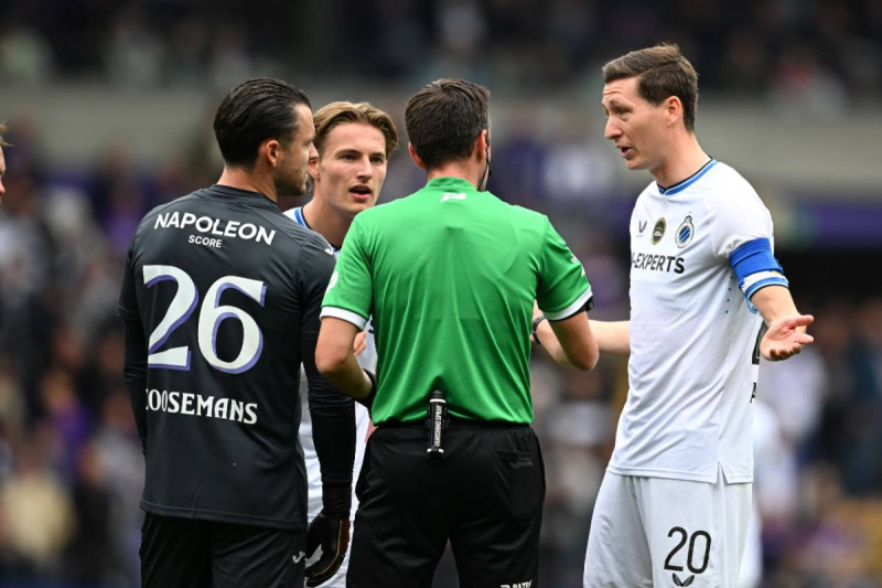 Zowel Club Brugge als Anderlecht werken aan contractverlenging van sterkhouders