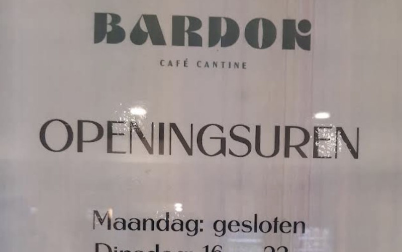 Bardok blijft open: café aan Mechelse zwembad overleeft sluiting van het bad