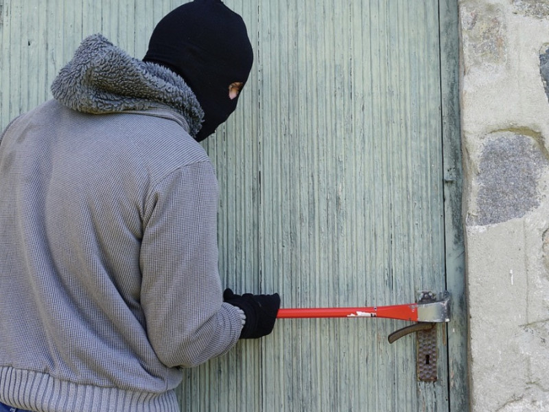 Inbrekers slaan toe in twee woningen in Herenthout