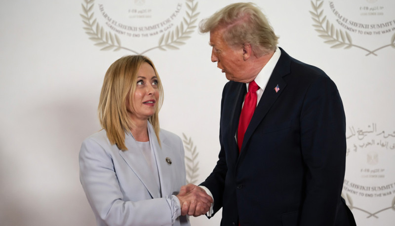 Het zit er bovenarms op tussen Trump en Meloni