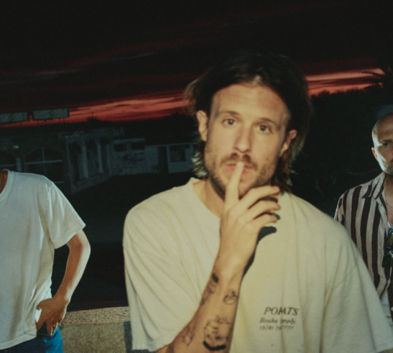 Bazart signeert nieuw album 'EXIT' in Kortrijk