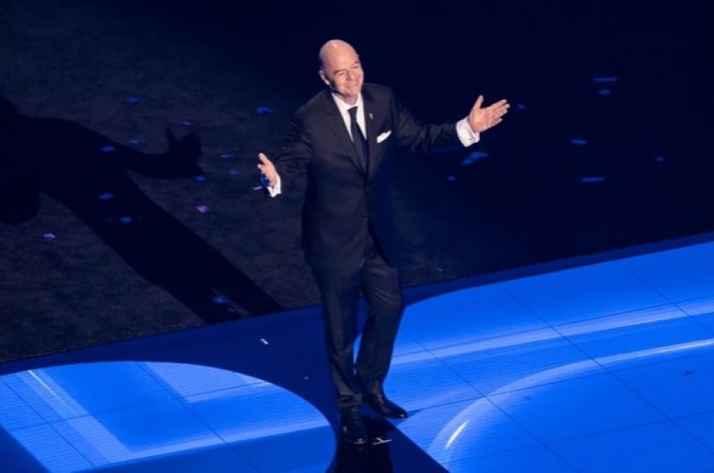 FIFA-voorzitter Infantino wil echt dat Iran deelneemt aan WK: “Sport hoort los te staan van politiek”