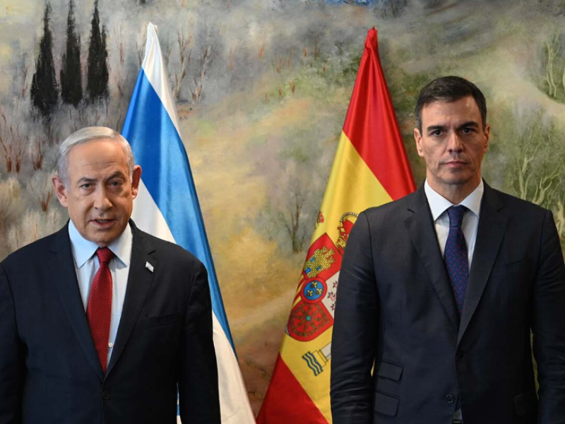 Spaanse premier vraagt EU om dinsdag associatieverdrag met Israël te beëindigen