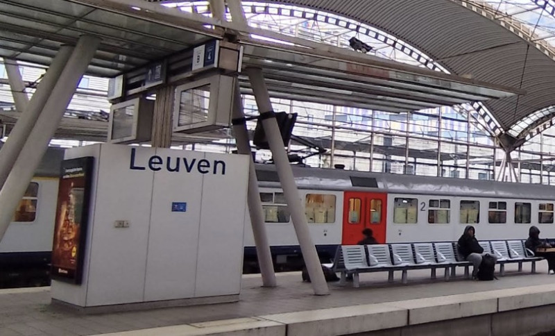 Leuvense wijkpolitie trekt in bij station: veertig agenten op drukste plek van de stad