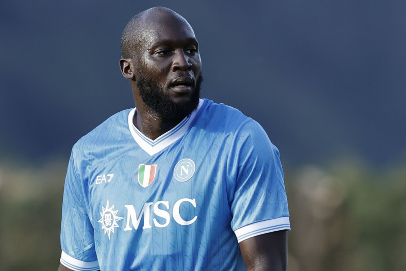 Dit ziet er niet goed uit: Romelu Lukaku moet training vroegtijdig stopzetten