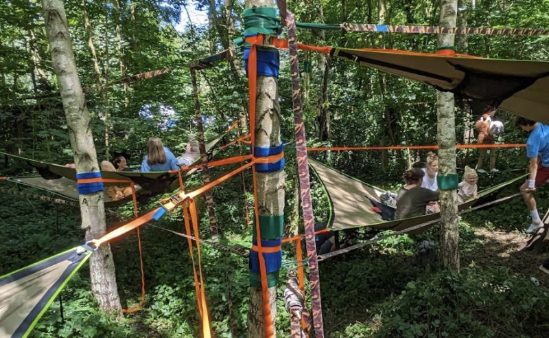 Speelbos ApeNest blaast nieuw leven in provinciedomein het Vinne