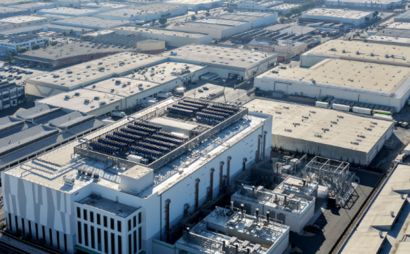 📸 Helft van alle Amerikaanse datacenters die in 2026 gebouwd zouden worden, is vertraagd of geannuleerd