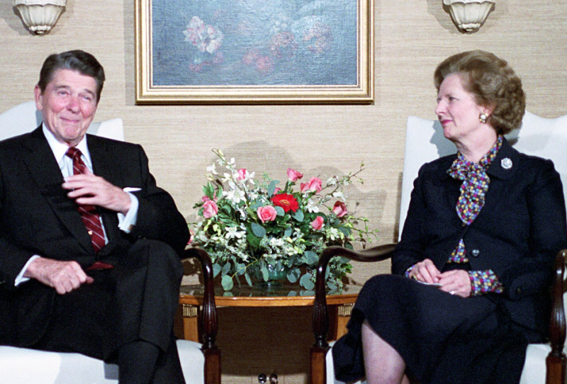 Thatcher loog tegen ’vriend‘ Reagan over wapenverkoop aan Iran