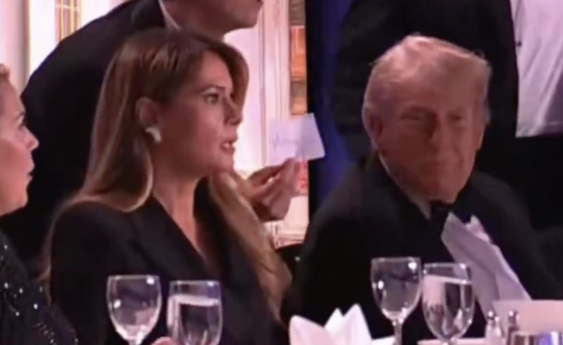 Paniek op chic diner: Trump geëvacueerd na schoten tussen salade en speech