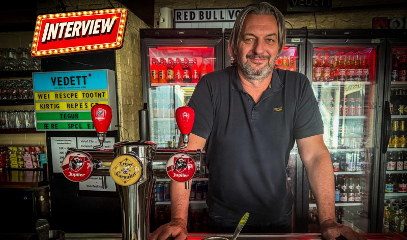 🎥 Iconische Café Café geeft fakkel door: "Kom nog maar eens af met Liz"