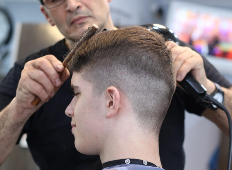 Kapsalon en schoonheidssalon in Aalst gesloten door gerechtelijk onderzoek