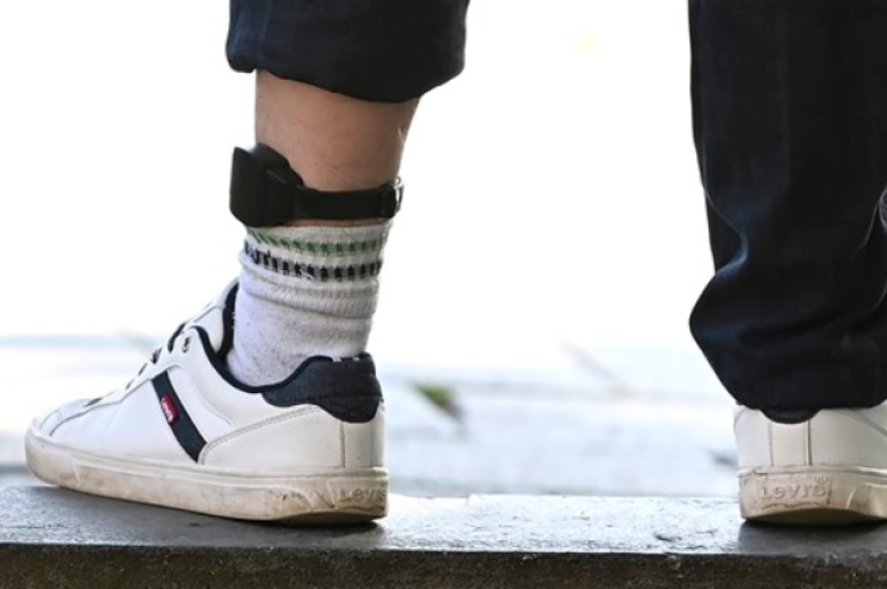 Man met enkelband opnieuw in de problemen door drugs