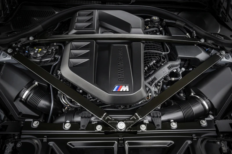 BMW weigert zijn échte M’s te verpesten met batterijen… en vindt geniale achterpoort om Europa te slim af te zijn