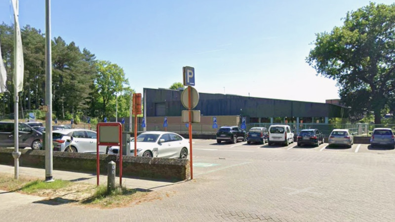 15 jaar Memorial Fons Brydenbach in Herentals: bijna 370 zwemmers zakken af naar het Netepark