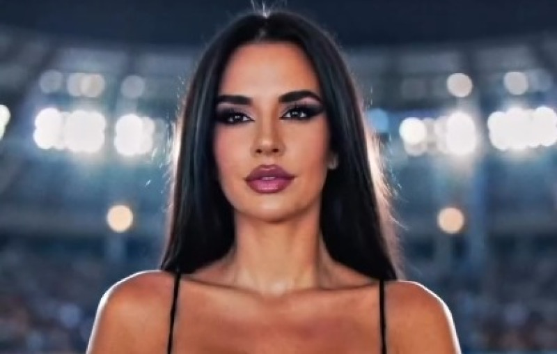 🎥 Ivana Knöll trakteert haar fans op wel héél speciaal WK-lied
