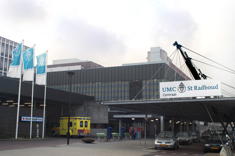 Spelen met vuur: medewerkers Nederlands ziekenhuis preventief in quarantaine - bloed en urine patiënt met hantavirus niet correct behandeld
