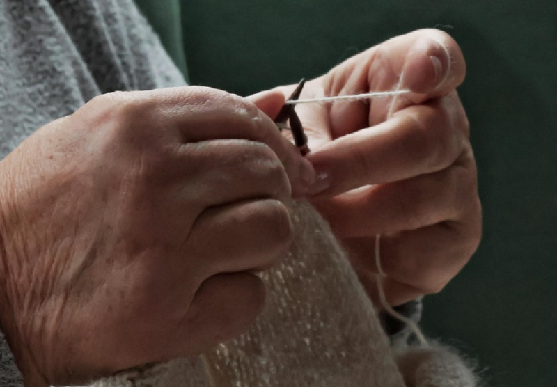 Breicafé in Moerbeke-Waas: samen handwerken en ervaringen delen