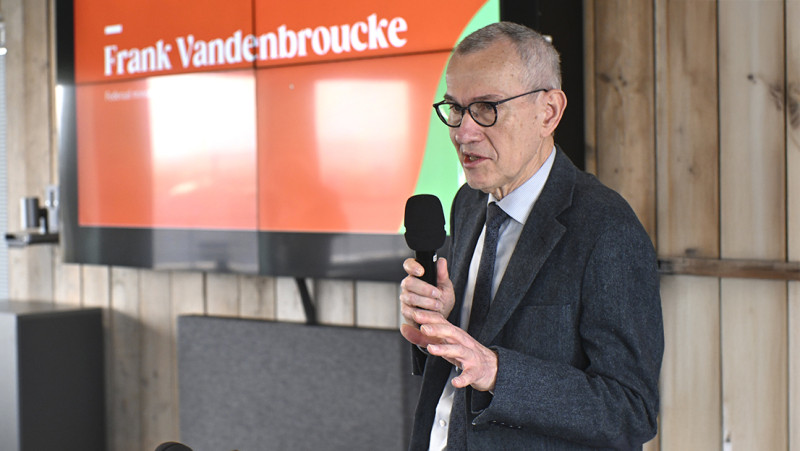 “Ziekenfondsen op dieet”: Vandenbroucke zet de mes in de mutualiteiten met strenge hervormingsplannen