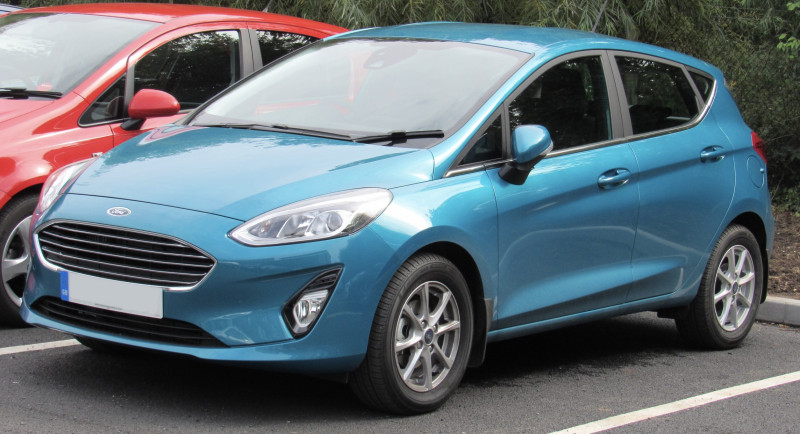 Ford ontdekt plots dat mensen eigenlijk géén elektrische crossovers willen: de Fiesta komt terug