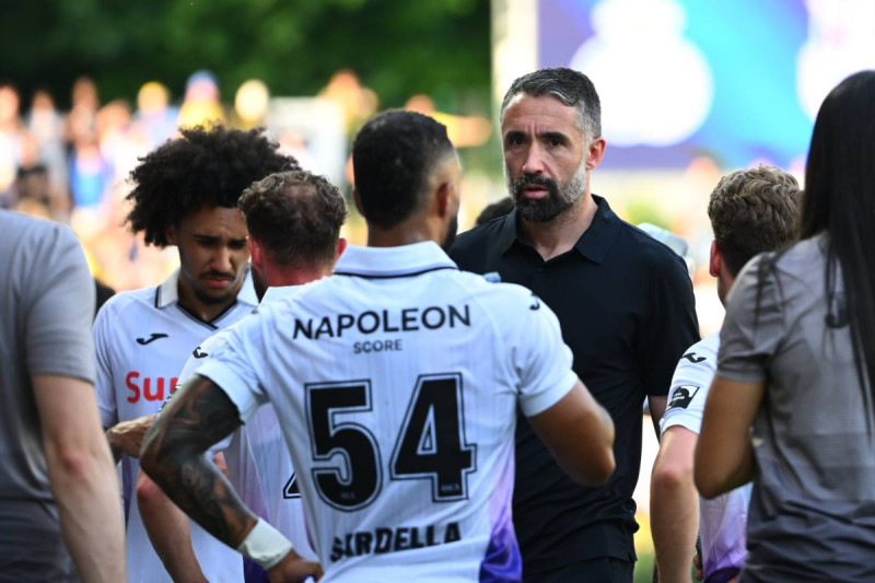 Anderlecht hakt knoop door en is duidelijk over toekomst van trainer Taravel na snertseizoen