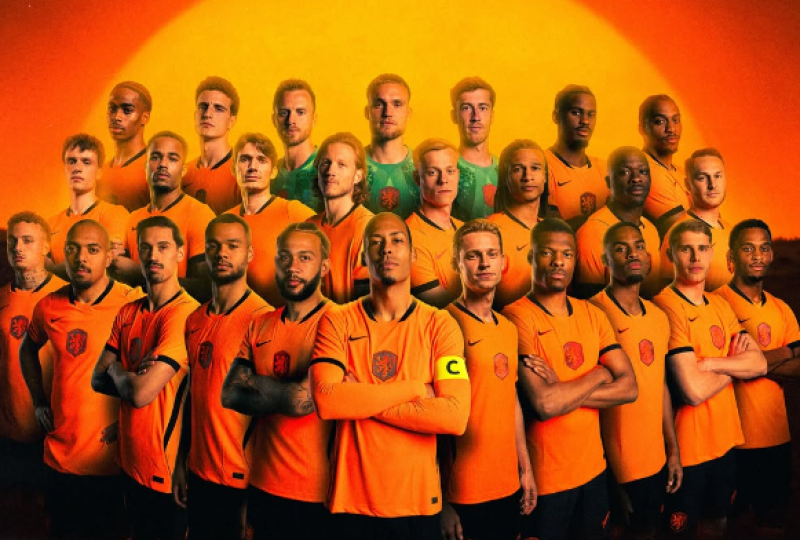 📸 Half fit, maar toch mee: Koeman maakt WK-selectie van Oranje bekend en gokt op Depay