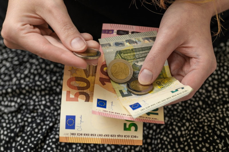 Nieuwe indexregels vanaf vandaag van kracht: wie verliest en wie betaalt de rekening van de “centenindex”?