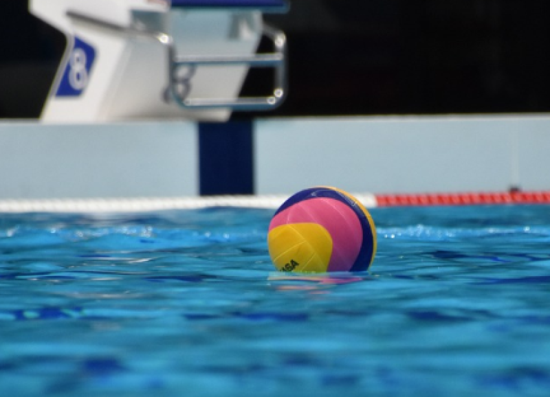 Waterpolo dames KGZV behaalt dertiende titel