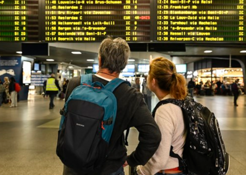 Politie verhoogt toezicht bij stations na meldingen