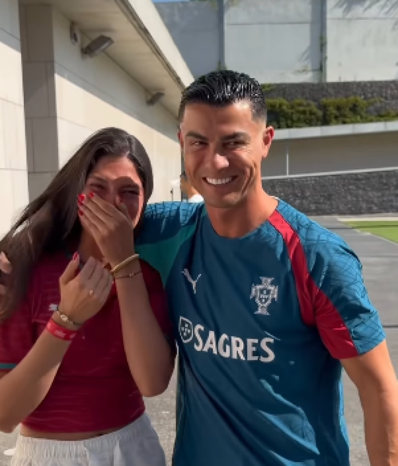 🎥 Eindelijk raak: Céline Dept barst in tranen uit na ontmoeting met grote idool Cristiano Ronaldo