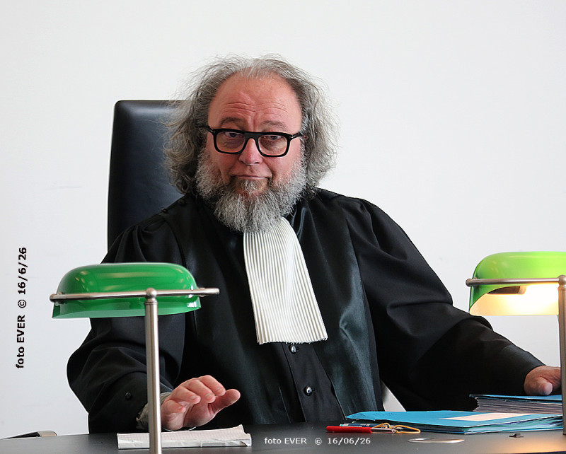Tom De Wilde bij Beslagrechter over schadeclaim van curatoren van één miljoen euro !