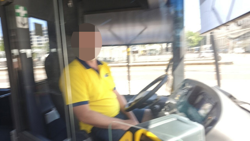 🎥  Dit is Vlaanderen: buschauffeur uitgemaakt voor racist omdat hij vraagt ticket te tonen