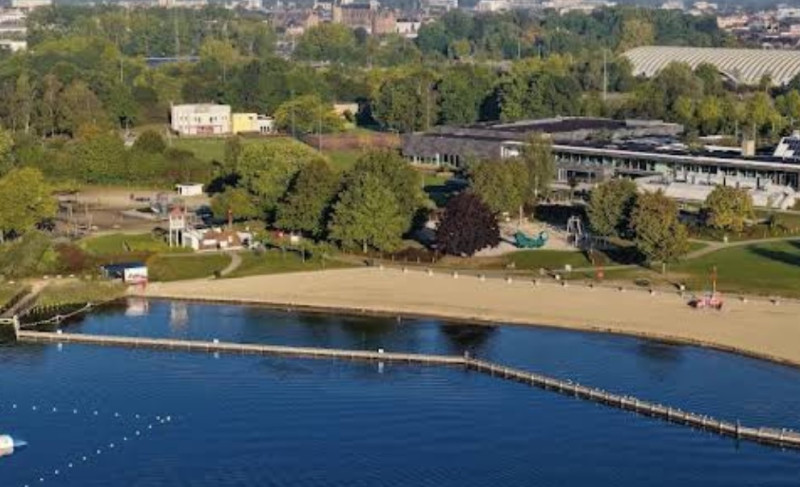 Zonnig weekend lokt drommen volk naar De Nekker in Mechelen