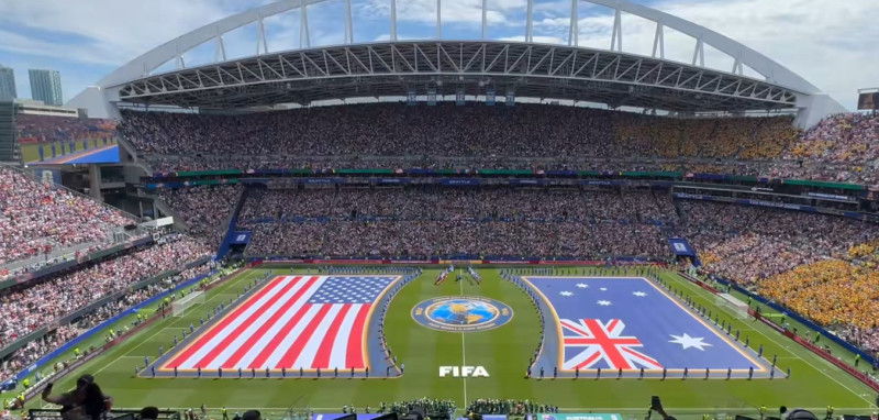 🎥 Amerikaanse fans zorgen voor héérlijke WK-sfeer